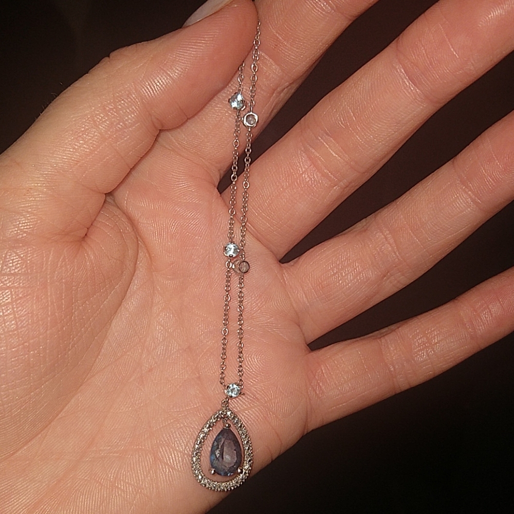 Diamond sapphire Necklace